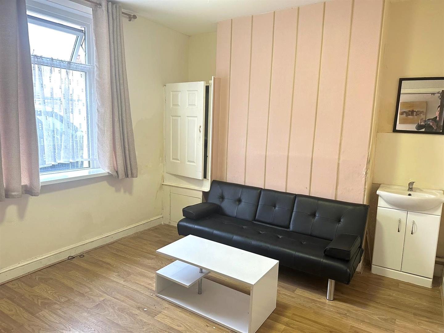 Vincent Street, Sandfields, Swansea, SA1 3TY